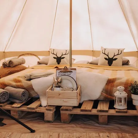 Tipi-Tent Met Outdoor Cooking Mogelijkheid Camping Borculo