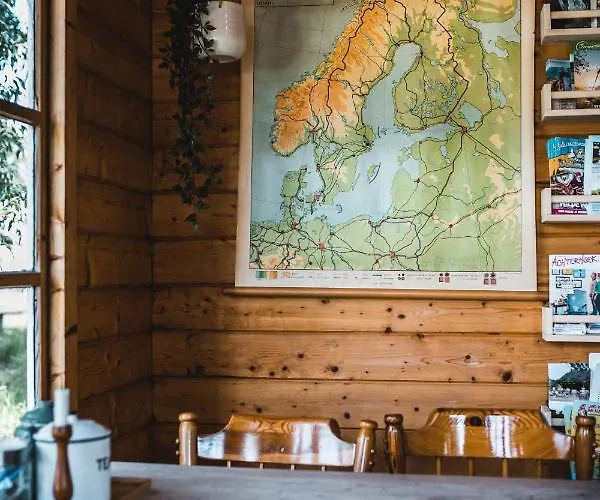 Tipi-Tent Met Outdoor Cooking Mogelijkheid