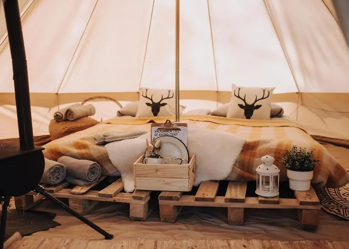 Tipi-Tent Met Outdoor Cooking Mogelijkheid Camping Borculo