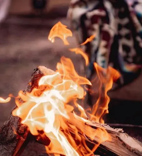 Κάμπινγκ Tipi-Tent Met Outdoor Cooking Mogelijkheid