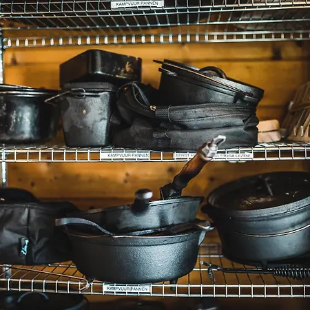 Camping Tipi-Tent Met Outdoor Cooking Mogelijkheid *